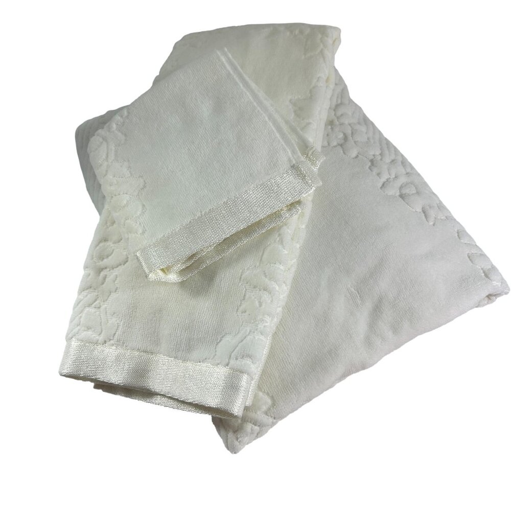 Venus White Velour Towel Set of 3 Bath Hand Washcloth Cotton